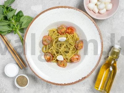 Spagečiai su pesto, vyšniniais pomidorais ir mocarela Žingsnis 2