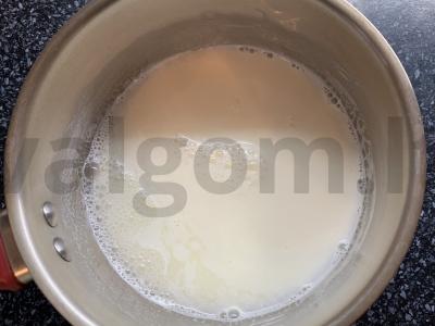 Raudonųjų serbentų panna cotta Žingsnis 3