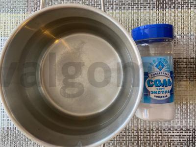 Makaronai „Grenio“ su dešra, vyšniniais pomidorais ir morkomis Žingsnis 1