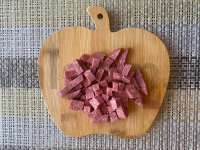 Makaronai „Grenio“ su dešra, vyšniniais pomidorais ir morkomis Žingsnis 3