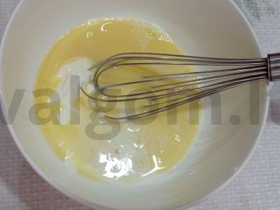 Paprasti pyragėliai su cukrumi Žingsnis 1