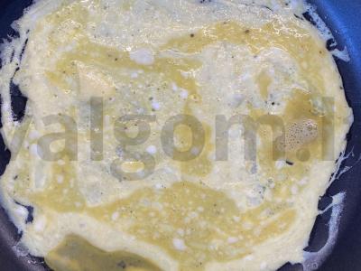 Salotos su virta jautiena, kiaušiniu ir sojų padažu Žingsnis 3