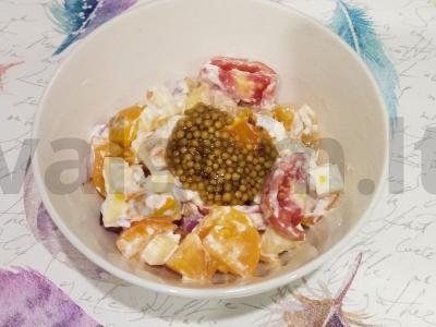 Salotas „Aštrus pomidoras“ pagrindine nuotrauka