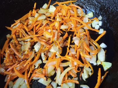 Troškintos kiaulės inkstai grietinėje su kuskusu Žingsnis 2