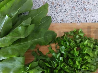 Špinatų sriuba su vištiena ir bulvėmis Žingsnis 5