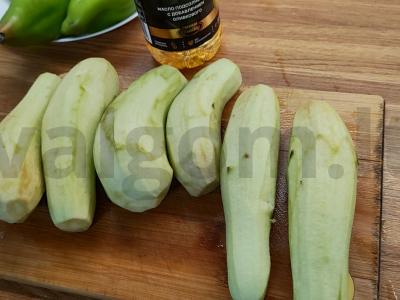 Baklažanų ikra su morkomis ir paprikomis Žingsnis 1