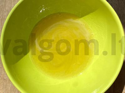 Aviečių desertas iš riebiosios grietinėlės Žingsnis 2