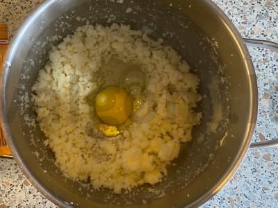 Namų keksiukai su aviečių uogiene Žingsnis 5