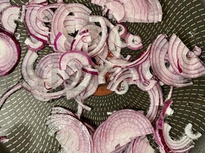 Kiaulienos šlaunelės karis kokosų piene Žingsnis 4