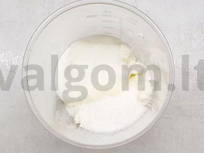 Švelnus varškės desertas su sausainiais Žingsnis 1