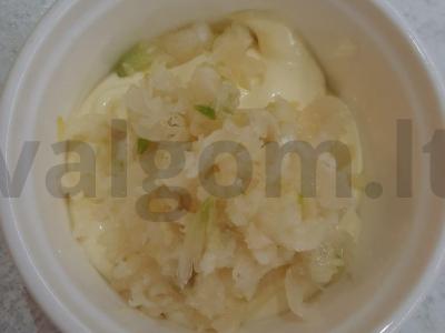 Česnakinis padažas Žingsnis 1