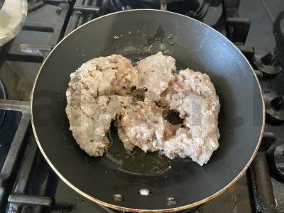 Namų makaronai su faršu, pomidorais ir kalendra Žingsnis 5