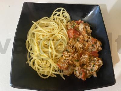 Namų makaronai su faršu, pomidorais ir kalendra Žingsnis 12