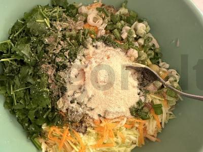 Cukinijų apkepas „Sočiai“ Žingsnis 4