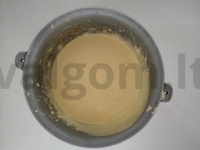 Kvapnūs kruasanai su migdolų kremu Žingsnis 1