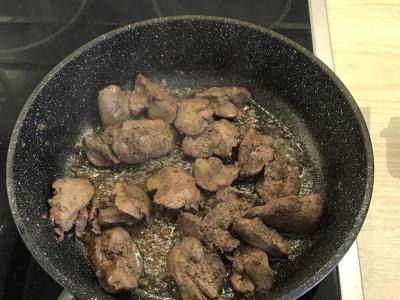 Blynai su vištienos kepenėlėmis Žingsnis 2