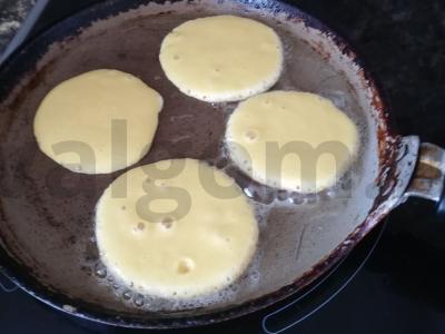 Blynai iš pieninės vaikų košės Žingsnis 3