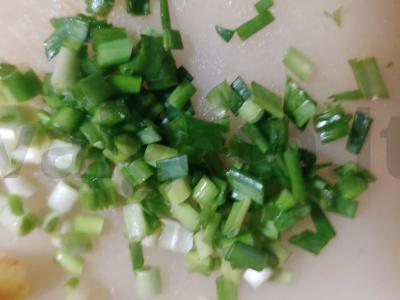 Šašlykas su česnaku ir keptais bulvėmis Žingsnis 3