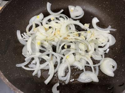 Makaronai su midijomis grietinėlės padaže Žingsnis 2