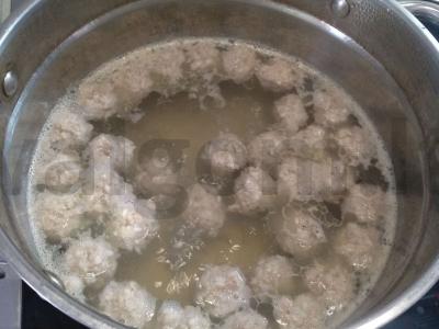 Sriuba su mėsos kukuliais iš mišrios faršo Žingsnis 2