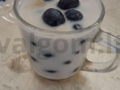 Indiškas vaisių salotas „Premananda“ pagrindine nuotrauka