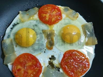 Kiaušinienė su pomidorais Žingsnis 3
