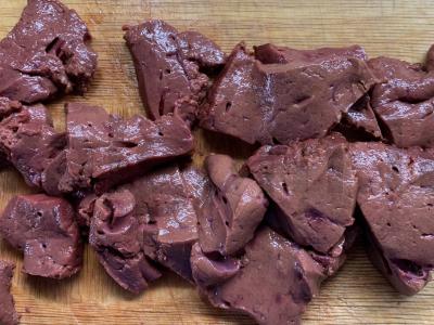 Jautienos kepenys grietinėje Žingsnis 1