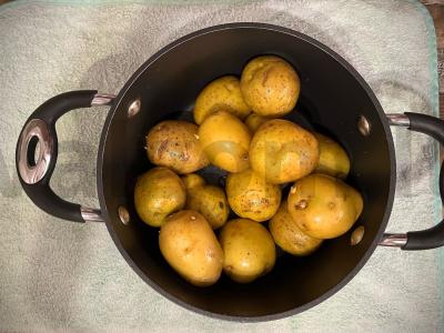 Lašišos steikai su bulvėmis Žingsnis 1