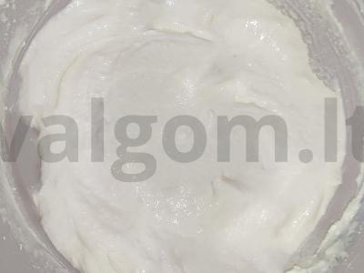 Dviejų spalvų varškės pyragas su kakava ir vyšniomis Žingsnis 1