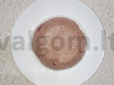 Dviejų spalvų varškės pyragas su kakava ir vyšniomis pagrindine nuotrauka