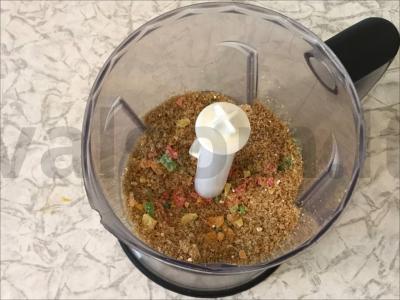 Avižiniai sausainiai su ruduoju cukrumi ir cukatais Žingsnis 1