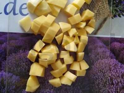 Lengvas žuvies sriuba iš lašišos galvos ir stuburo Žingsnis 2