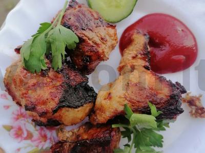 Klasikinis šašlykas iš kiaulienos šlaunelės pagrindine nuotrauka