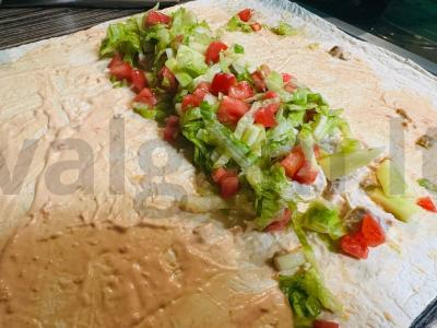 Lavašas su vištiena ir daržovėmis „Pietų“ Žingsnis 5