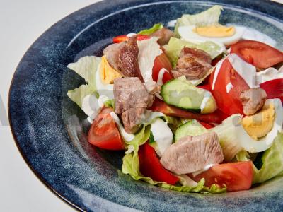 Paprastas salotas su kalakutienos filė ir lediniu salotu Žingsnis 3