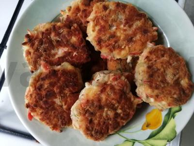 Krabų kotletai su sūriu pagrindine nuotrauka