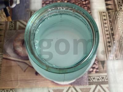 Sūdyti agurkai juodųjų serbentų lapuose Žingsnis 5