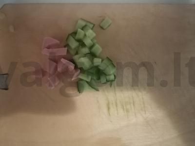 Neįprasta Olivier salotos rutuliukuose Žingsnis 2