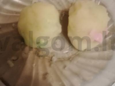 Neįprasta Olivier salotos rutuliukuose Žingsnis 3