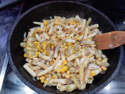 Ryžių garnyras su daržovėmis Žingsnis 1