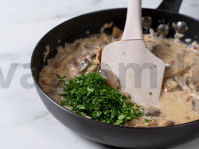 Grybų padažas prie ryžių Žingsnis 5