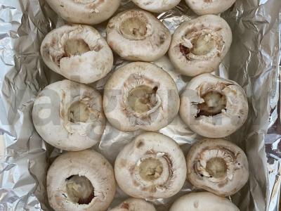 Orkaitėje kepti grybai, įdaryti sūriu Žingsnis 4