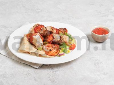 Šašlykas su pomidorais pagrindine nuotrauka