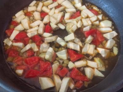 Troškintas baklažanas su alyvuogėmis Žingsnis 5