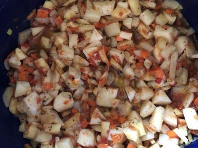 Lęšių sriuba su pomidorų tyrė Žingsnis 2