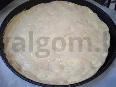 Sūrio pica su krevetėmis Žingsnis 1