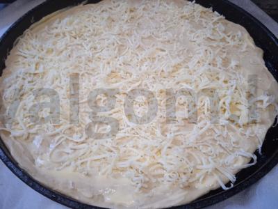 Sūrio pica su krevetėmis Žingsnis 2