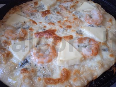 Sūrio pica su krevetėmis Žingsnis 6