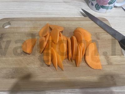 Udon makaronai su Pad Thai padažu, vištiena ir daržovėmis Žingsnis 1