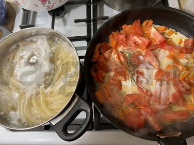 Makaronai su jūros kriauklėmis Žingsnis 1